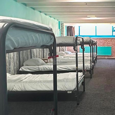 The Flying Pig Beach Hostel Noordwijk Bagian luar foto