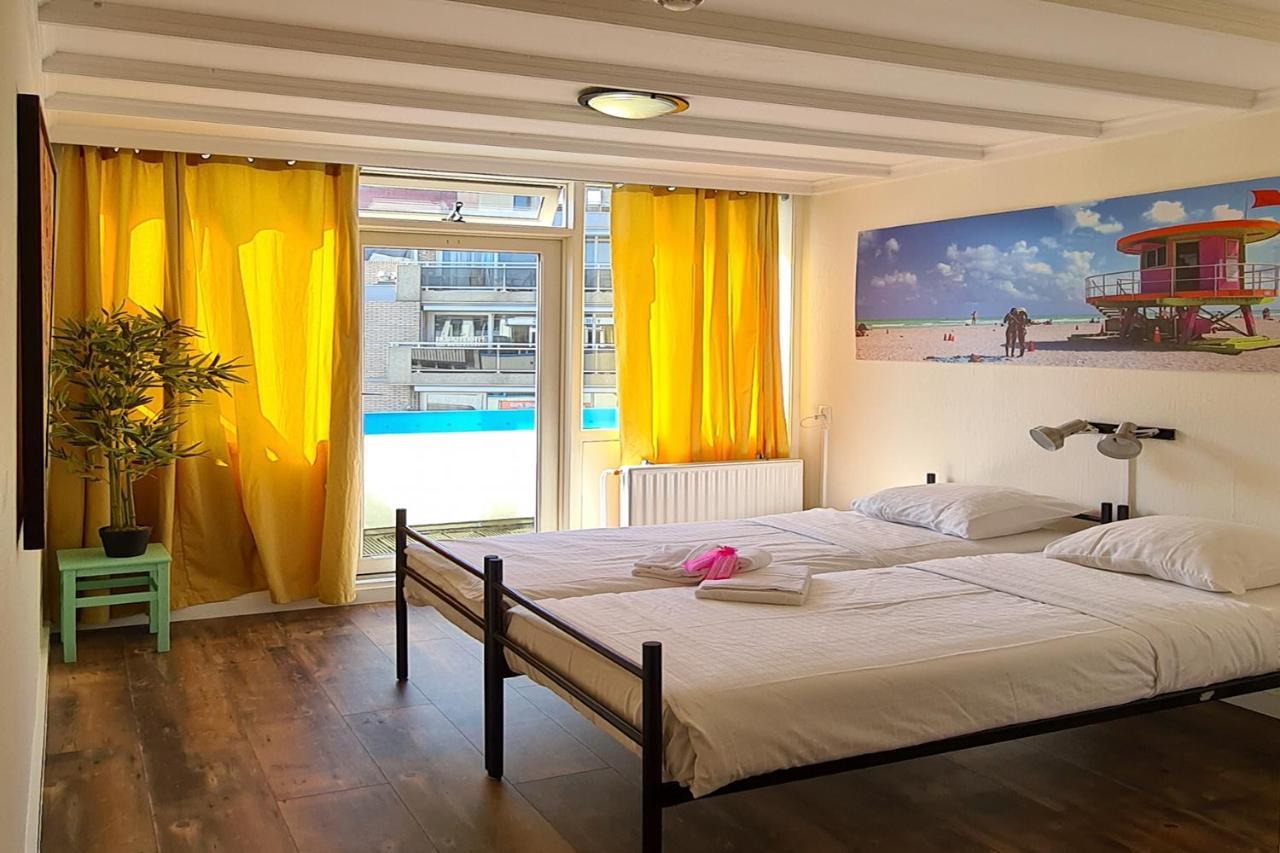 The Flying Pig Beach Hostel Noordwijk Bagian luar foto