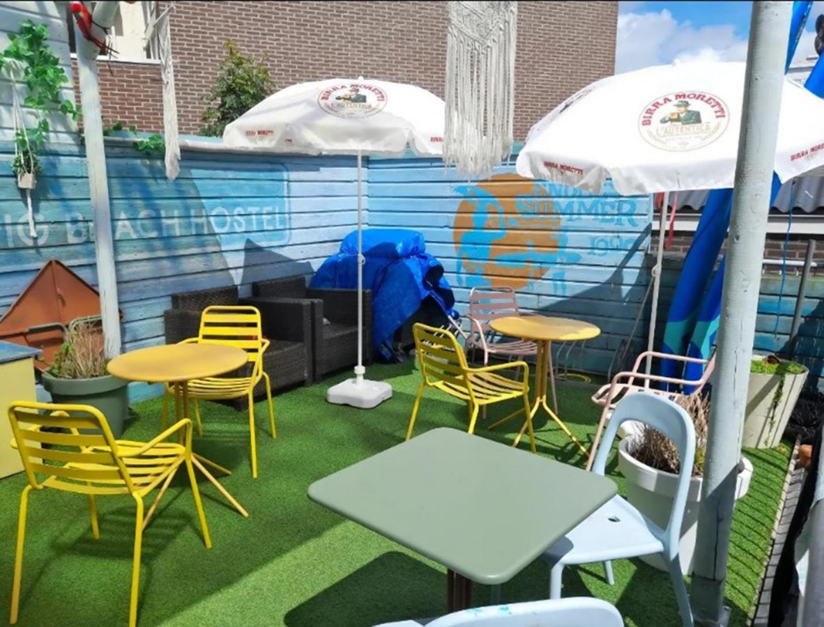 The Flying Pig Beach Hostel Noordwijk Bagian luar foto